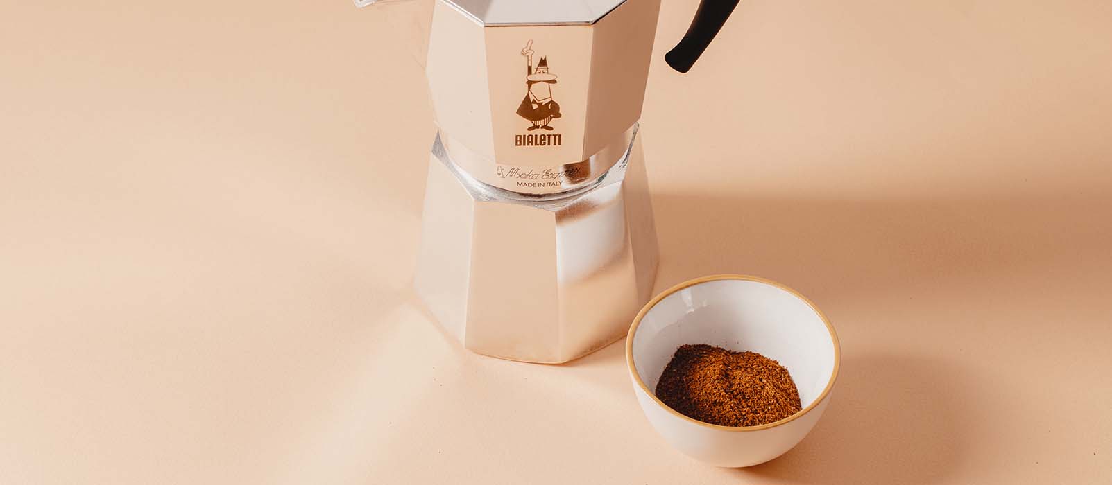 Comment faire du café avec une cafetière Moka comme en Italie