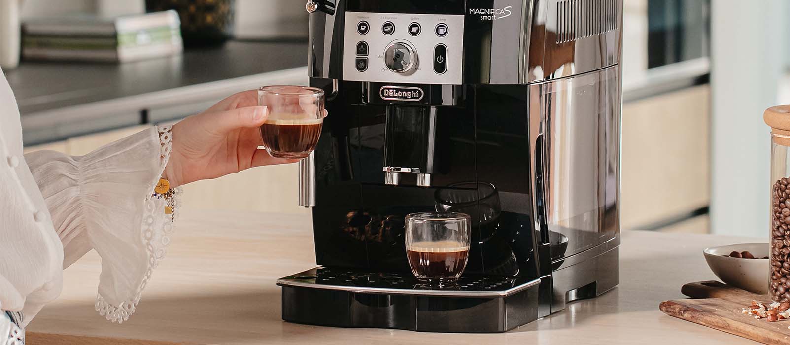 Solution de détartrage universelle DeLonghi pour cafetières et machines à  espresso, 500 mL