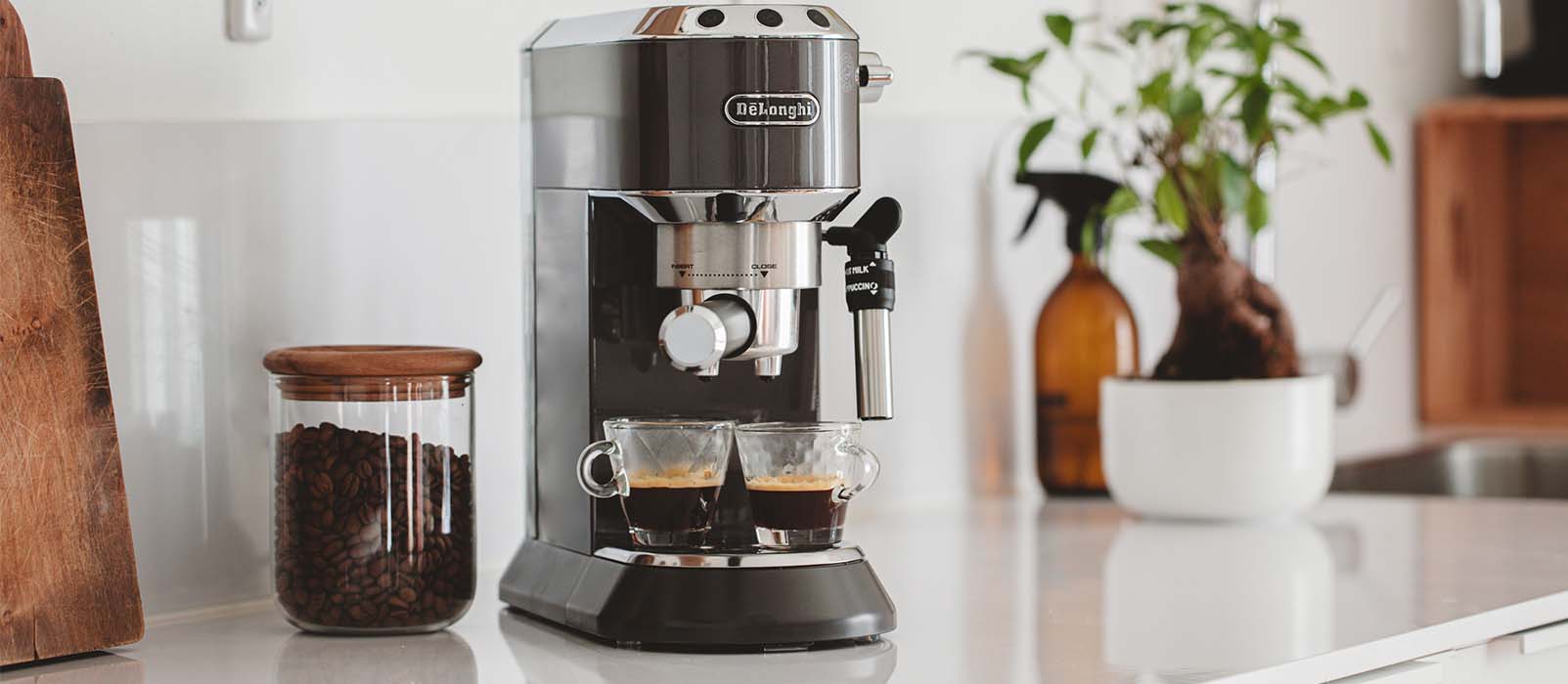 Meilleur détartrant de machine à café 2024 : comparatif et guide d